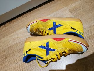 Zapatillas Munich Gresca Amarillas 40 de segunda mano por 17 EUR en Sant  Celoni en WALLAPOP