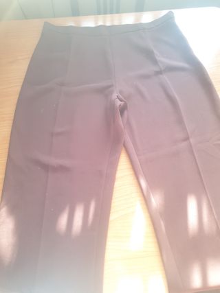 Pantalon de vestir se señora de segunda mano por 5 EUR en Málaga en WALLAPOP