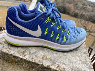 Zapatillas Nike Pegasus 33 de segunda mano en WALLAPOP