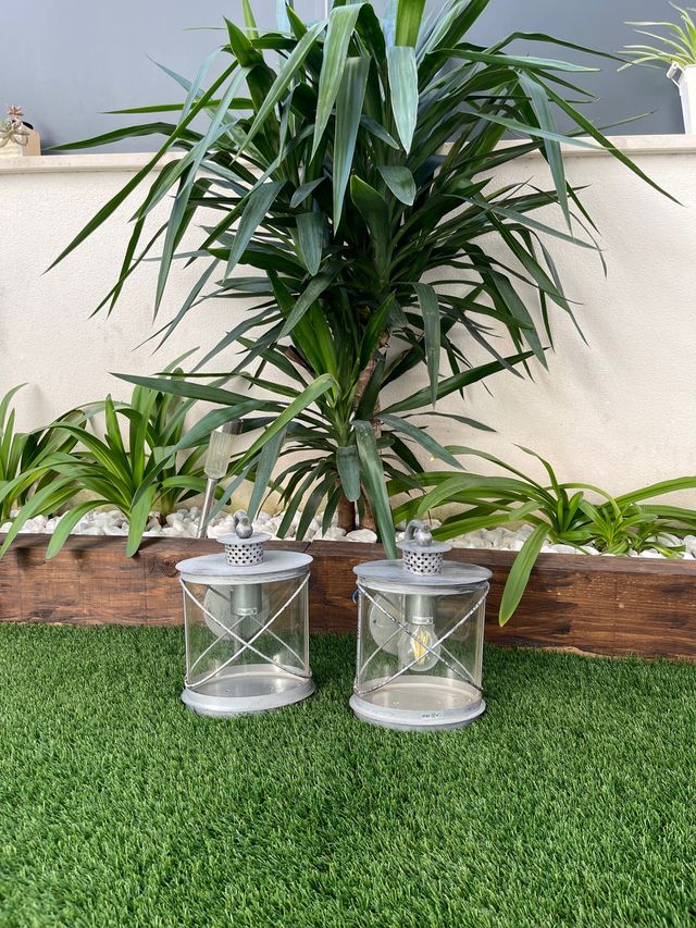 VENDO APLIQUES DE EXTERIOR SEMI NUEVOS