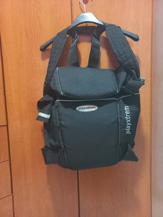 Mochila Portabebes de segunda mano por 8 EUR en Girona en WALLAPOP