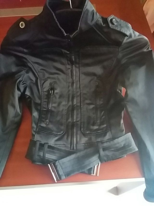 cazadora grupo inditex ( zara)