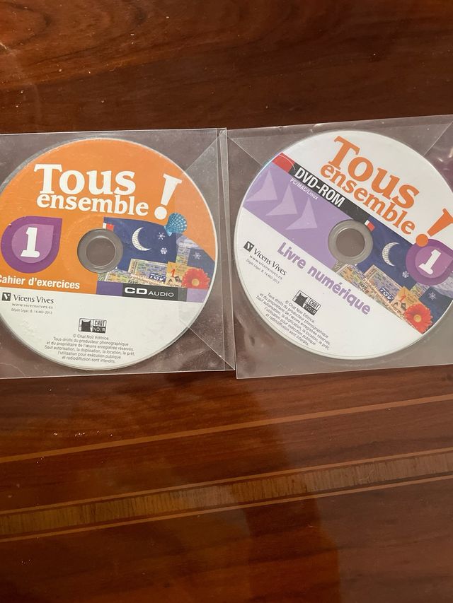 Libro francés básico A1 y cuadernillo