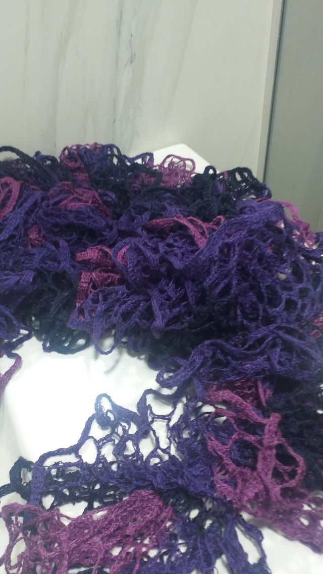 BUFANDA HECHA A MANO DE GANCHILLO