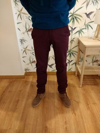 Pantalón Gótico Granate con Brocado para Hombre