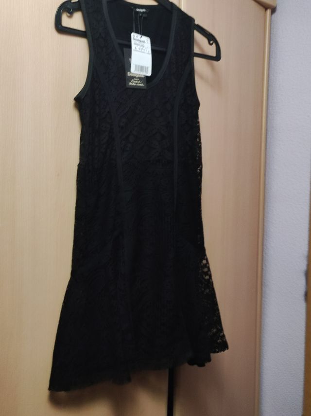 Vestido Desigual de Cristian Lacroix de encaje