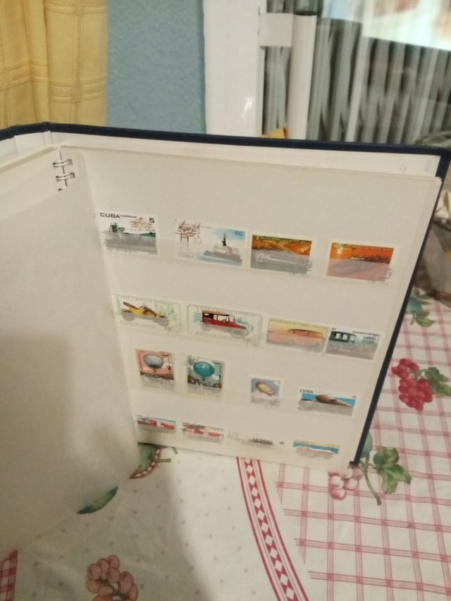 Libro Sellos Auténticos del Mundo