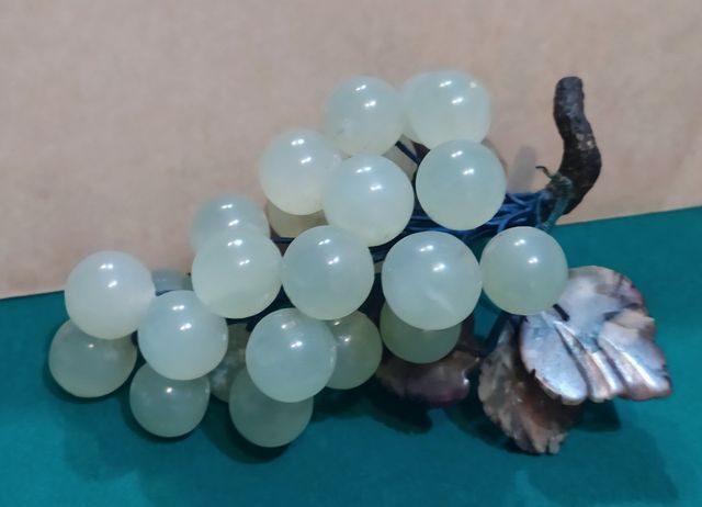 Racimo de uva de jade