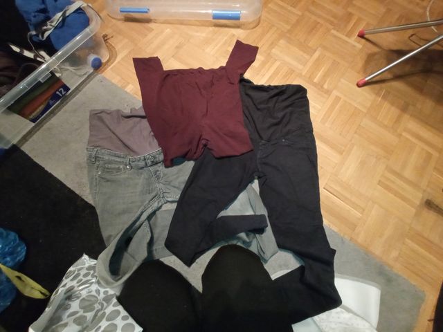 Lote ropa premamá. Talla M y 42