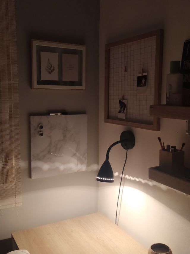 Foco,flexo,lampara de escritorio o mesita de noche