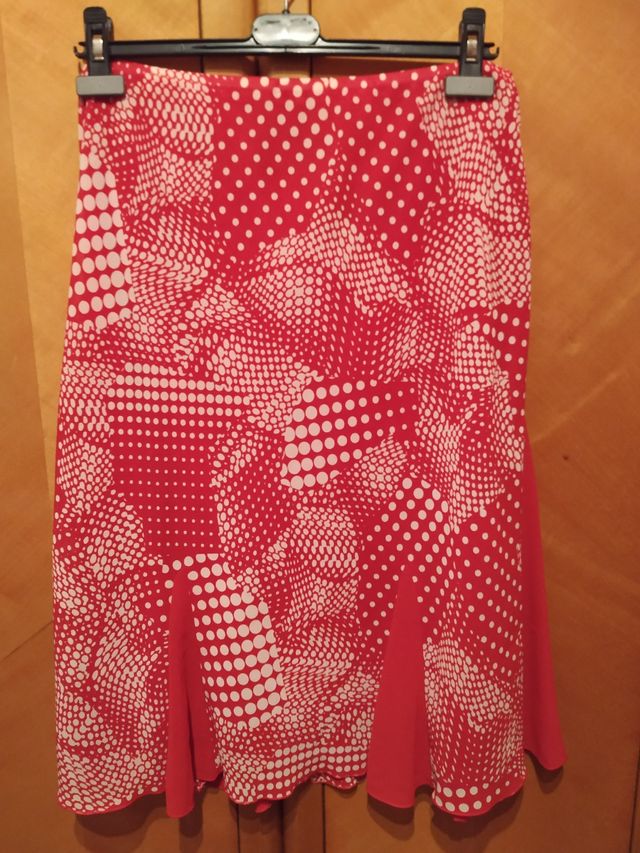 Conjunto de Falda y Blusa.