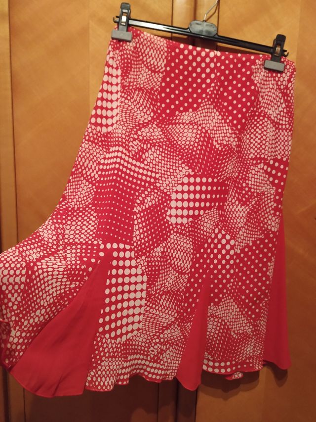 Conjunto de Falda y Blusa.