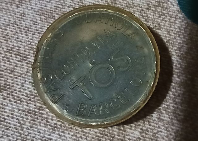 caja antigua pastillas JUANOLA TOS BARCELONA