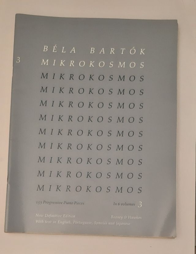 4 Libros Partituras para piano de Bartok Bach