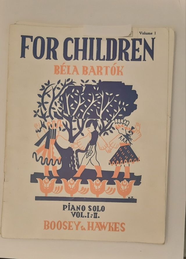 4 Libros Partituras para piano de Bartok Bach