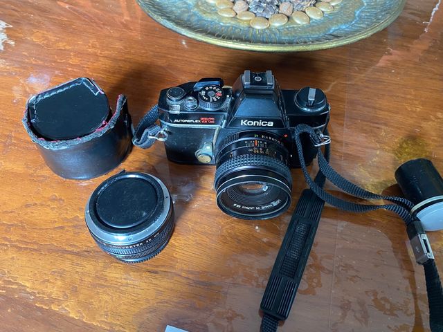 Cámara autoreflex tc konica con objetivos  co