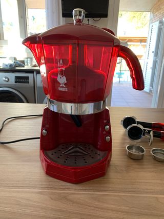 Cafetera Bialetti Mokona de segunda mano por 80 EUR en Terrassa en WALLAPOP