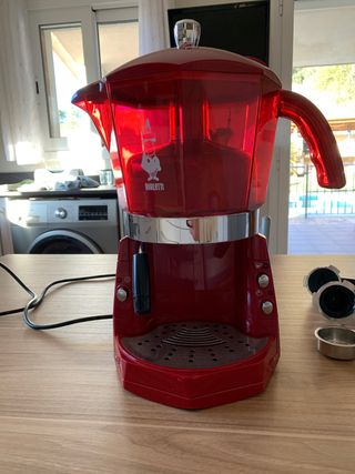 Cafetera Bialetti Mokona de segunda mano por 80 EUR en Terrassa en WALLAPOP