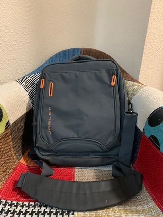 Mochila bandolera Jaslen de segunda mano por 15 EUR en Torres de Segre en  WALLAPOP
