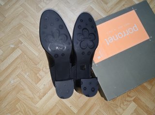 Botines de mujer de piel color Negro con elásticos Anaïs mod. 4163 –  Porronet | | Calzados y Reparación Puri