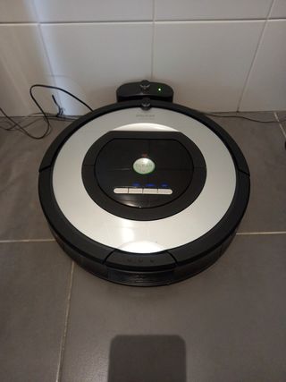 Roomba 775 aspiradora de segunda mano por 75 EUR en Gijón en WALLAPOP