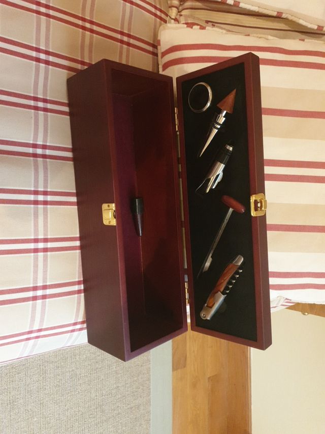 Estuche de utensilios para cata de vino