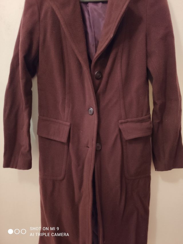 Abrigo largo color granate