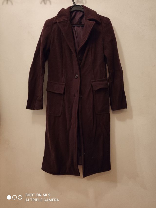 Abrigo largo color granate