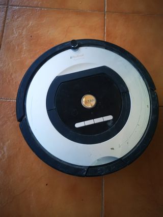 Roomba 775 especial pelo mascota de segunda mano por 75 EUR en Fuengirola  en WALLAPOP