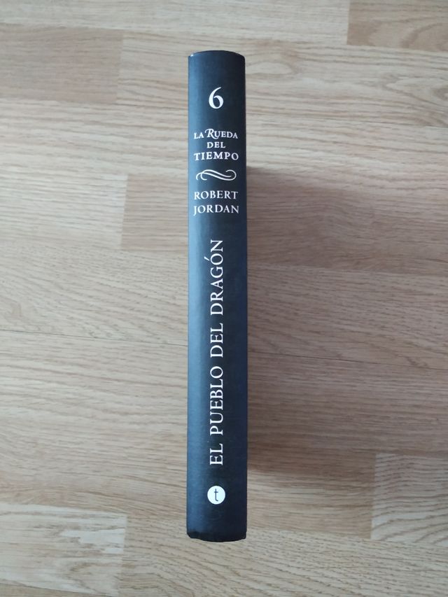 SIN LEER El Pueblo del Dragón 6