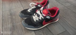 Zapatillas nike número 40 de segunda mano por 19 EUR en Armilla en WALLAPOP