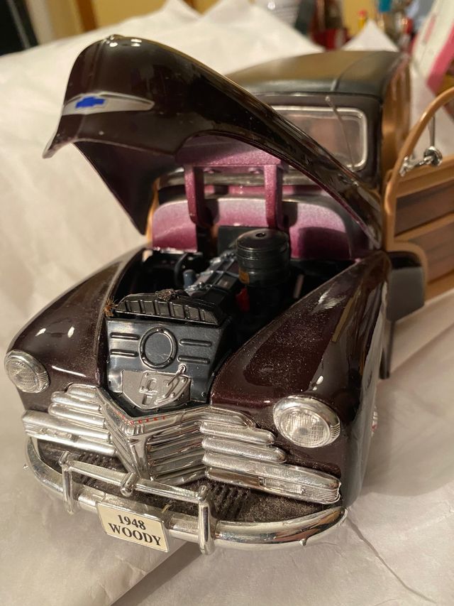 Modellino automobile d'epoca 