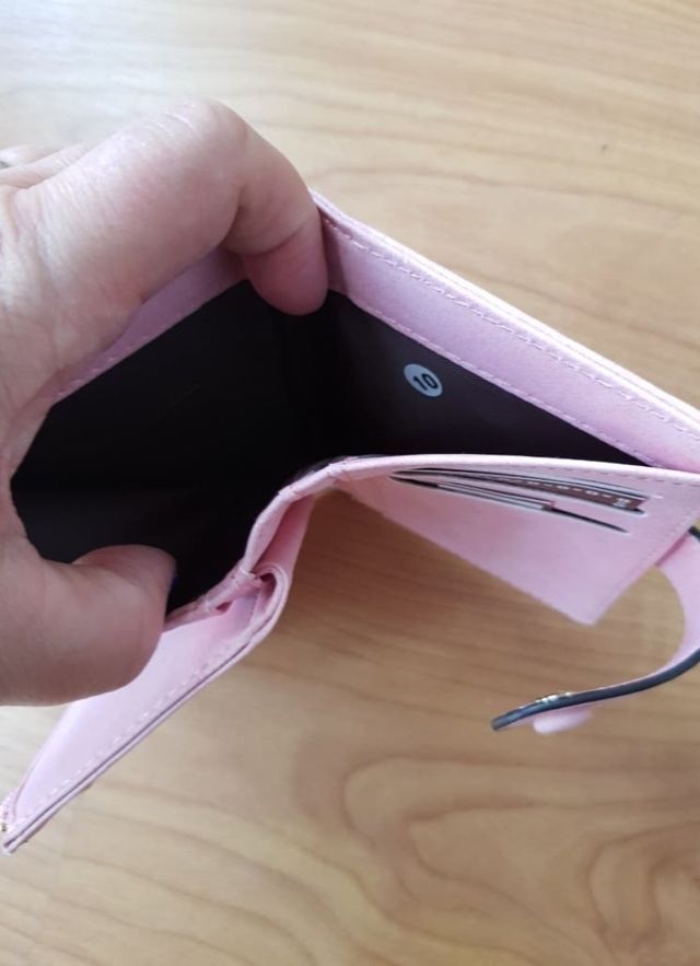 monedero rosa nuevo