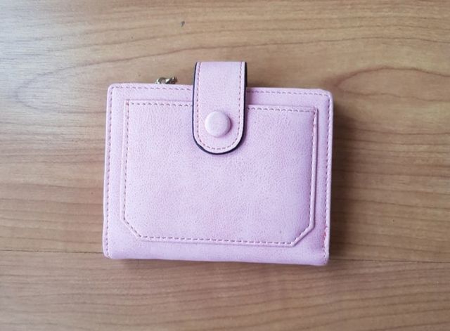 monedero rosa nuevo