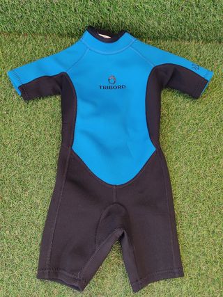 Neopreno talla 3-4 años Tribord de segunda mano por 5 EUR en Málaga en  WALLAPOP