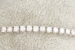 Pulsera de oro blanco de 18kt diamantes de 5.20