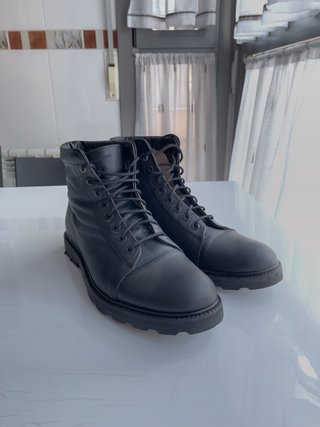 Botas militares de segunda mano por 65 EUR en Bilbao en WALLAPOP