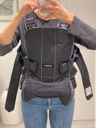 Mochila Babybjorn Porta bebé One de segunda mano por 70 EUR en Donostia-San  Sebastián en WALLAPOP
