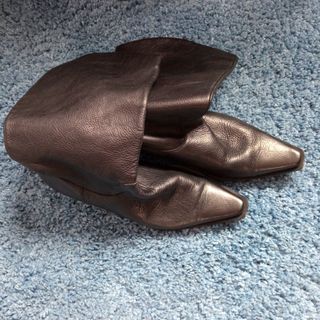 Botas Wonders negras puntera vintage de segunda mano por 50 EUR en León en  WALLAPOP