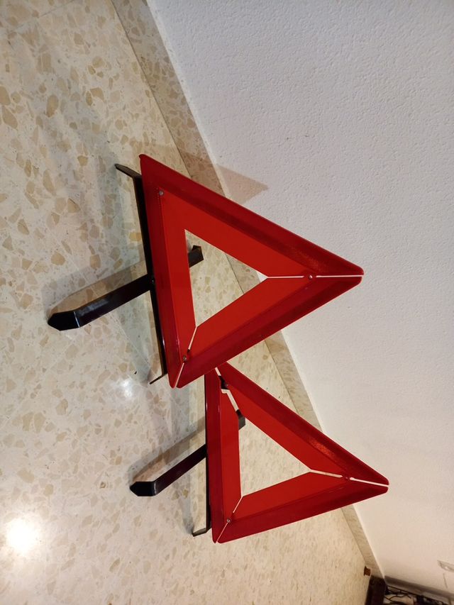 Pareja de triángulos de Emergencias