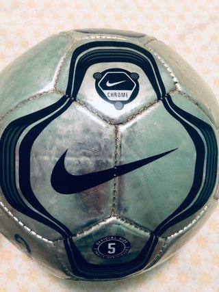 Balon original nike plata Chrome scorpion de segunda mano por 49,99 EUR en  Las Villas de Nuevo Baztan en WALLAPOP