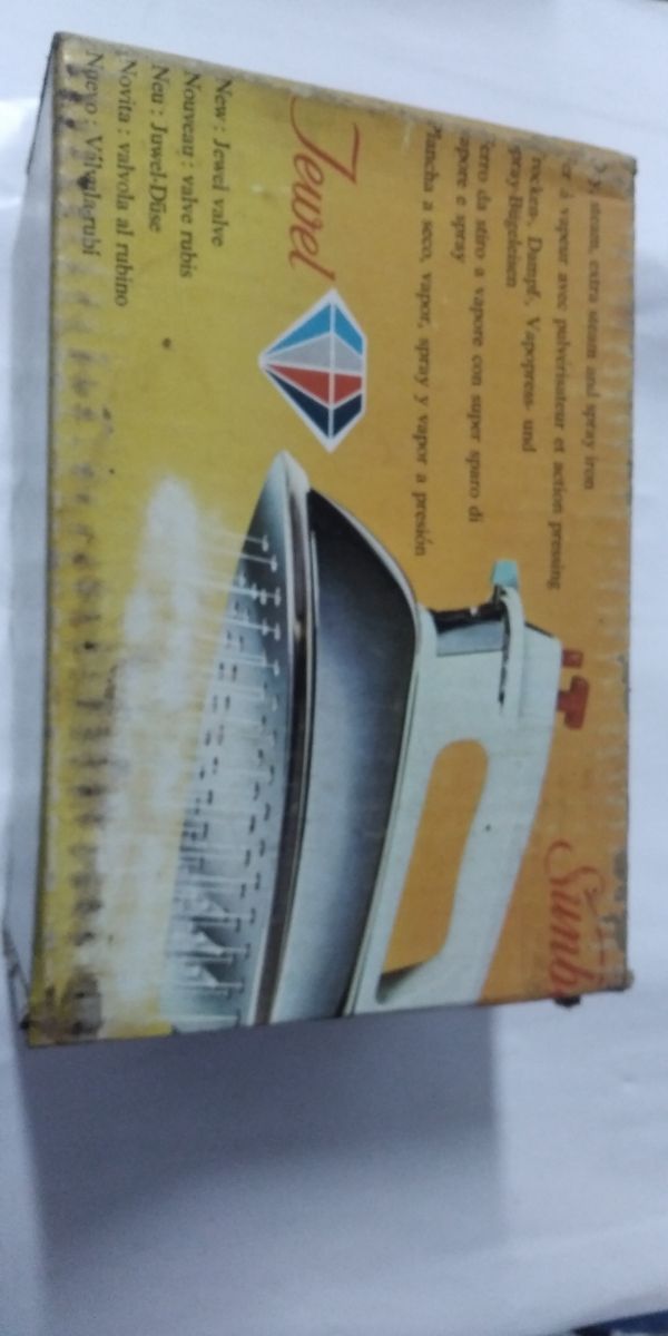 plancha antigua con caja original