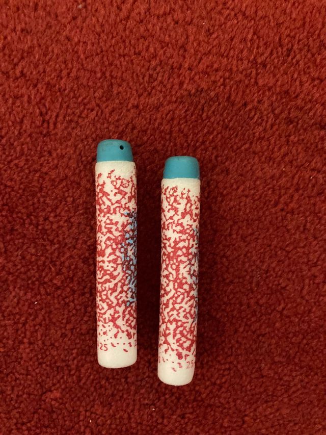 Pistola nerf tamaño pequeño/mediano