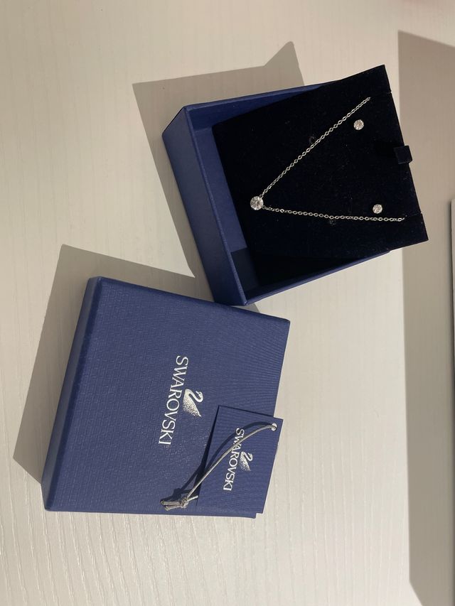 Conjunto collar y pendientes swarovski