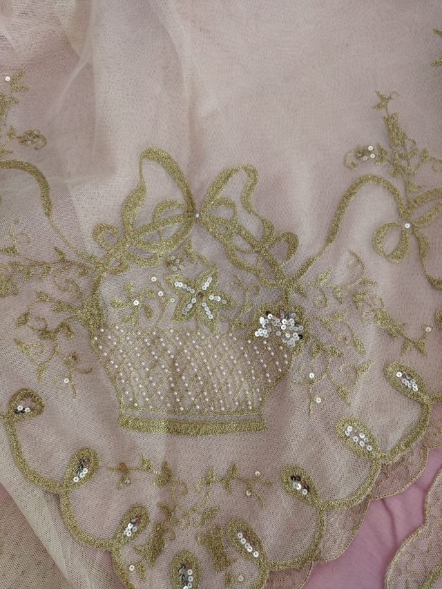 Manteletas fallera color crudo