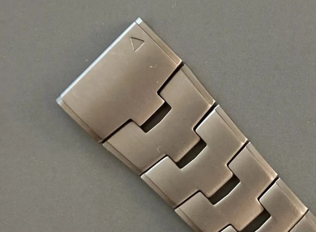 Correa VERSION 2025 de TITANIO 100% 26 o 22 mm..