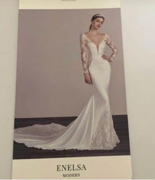 Se vende vestido de novia de pronovias colección 2 de segunda mano por  1.200 EUR en Madrid en WALLAPOP