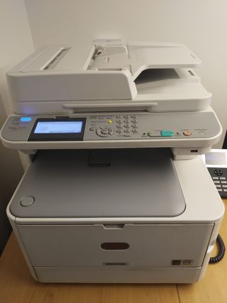 Impresora con escaner de segunda mano por 150 EUR en Mercadillo en WALLAPOP