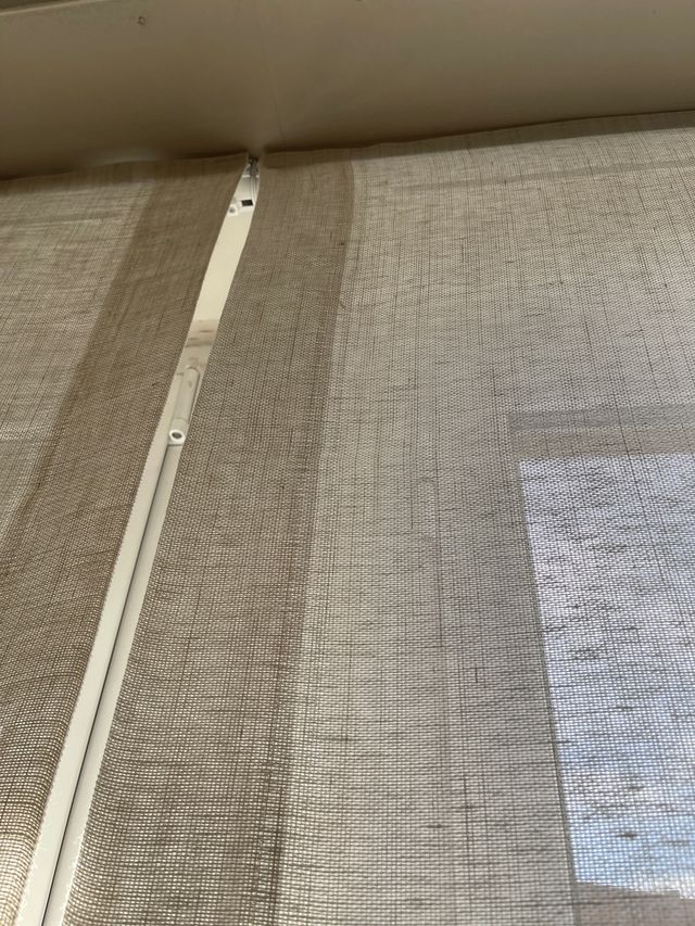 Dos estores Leroy Merlín