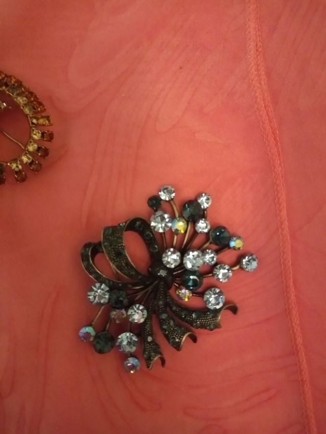 COMPLEMENTOS DE TRAJE DE MADRINA